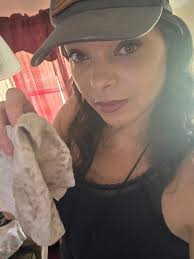 Looking for someone to do full house cleaning. House has been renovated and  being listed for sale. Need cleaning before photos and listing the house.