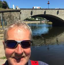 Went to look at the mt450 today at the dealers , the bike they had in the  shop had the high front mudguard I prefer the low mudguard , is there an