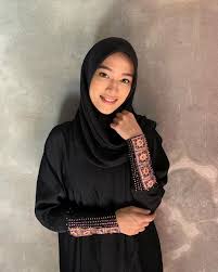 Pin By Muiz Rosli On Ainasuzaily Fashion Hijab Abaya