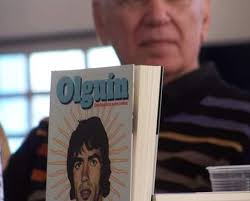 Artículos sobre Jorge Olguín