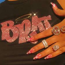 #bratz #pretty #princess #baddie #wallpaper #bratz wallpaper #pastel #stars #clouds #baby pink. Aesthetic Background Baddie Collage Bratz Aesthetic Wallpaper Novocom Top
