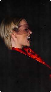 Unique, scroll-stopping images