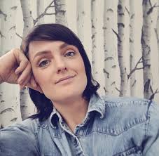 Amy Hetherington's Instagram, Twitter & Facebook