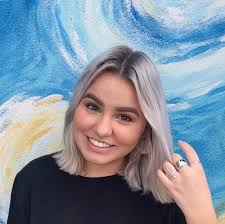 What makes social media and apps popular?