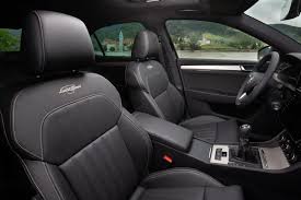 Going by the design passat looks more agressive feels more glamour rich as compared to superb which looks smooth and silky. Innenraum Mehr Chrom Und Hochwertige Materialien Skoda Storyboard