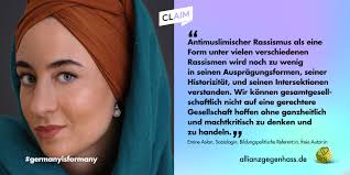 Emine Aslan 🍋 (@emineElShabazz)