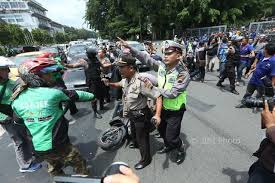 Driver sopir di bandung cari di antara 17.600+ lowongan kerja terbaru pekerjaan penuh waktu, sementara dan paruh waktu langganan informasi lowongan kerja cepat & gratis pemberi kerja terbaik di bandung kerja: Berita Terpopuler Poligami Ustaz Al Habsyi Hingga Bentrok Driver Go Jek Dan Sopir Taksi