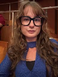 42 in Kissimmee looking to hang out and make new friends. This is for the  ladies