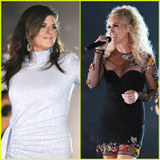 Jun 10, 2021 · jimi westbrook, from left, karen fairchild, kimberly schlapman, and philip sweet of little big town accept the award for group/duo video of the year for wine, beer, whiskey at the cmt music awards at the bridgestone arena on wednesday, june 9, 2021, in nashville, tenn. Kimberly Schlapman Photos News And Videos Just Jared