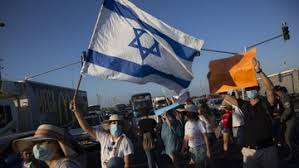 Israel has approved a second general lockdown as coronavirus cases surge across the country. Demi Kesehatan Warga Israel Lockdown Meski Ekonomi Resesi