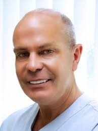 Gold Crown in Glasgow • Check Prices & Reviews