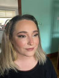 🎄 Get ready to sparkle this holiday season with Lou Lou's Makeup! ✨ Treat  yourself to flawless makeup and hair from the comfort of your own home! for  your Christmas nights out