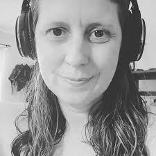 Heather Sample's Instagram, Twitter & Facebook