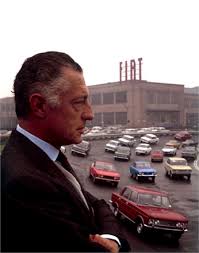 Cerca questo pin e molto altro su the style icons di yukhan binnu. Remembering Giovanni Agnelli Vogue It