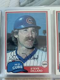 3 Steve Dillard baseball cards. 1 card autographed