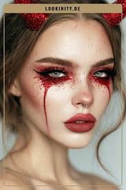 Larissa Perry (larissapta)