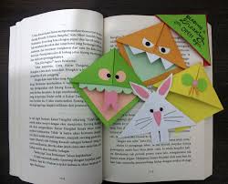Jangan buat membuat sebuah bookmark atau pembatas buku yang kece abis tapi cara membuatnya tentu sangat mudah dan sederhana. Pembatas Buku Lucu Dari Origami Jangan Ngaku Anak Kuliahan Kalau Belum Cek Cah Kuliahan