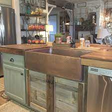 1 349 Likes 44 Comments Tammy Rusticfarmhome On Instagram The Mornings Are Starting To Feel Like Fall And It Home Kitchens Home Rustic Kitchen