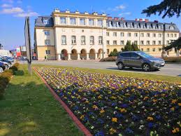 Tripadvisor has 329 reviews of jaslo hotels, attractions, and restaurants making it your best jaslo resource. Jaslo Wypelni Sie Kwiatami Moje Jaslo