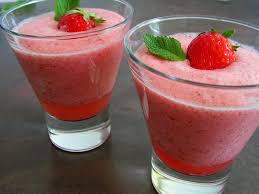 Decouvrez La Recette Mousse A La Fraise Sur Cuisineactuelle Fr Mousse Fraise Recette Dessert Recette Avec Des Fraises