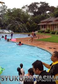 Jika anda berada di taiping, singgahlah ke 5d art paradise yang terletak di jalan maharajalela di bandar taiping. Mandi Manda Di Kolam Kamalodge Chalet Taiping