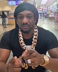 Miami cuban last Bo$$ #blingthegovernor. Thats over 2500 gram 18k Rose Gold  cuban 💪🏽🏆 #Florida #HoodRichSuperstars #gold #jewelry #wealth