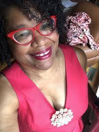 Lisa Wienke's Instagram, Twitter & Facebook