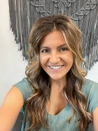 Salons offering pink hair extensions for breast cancer awareness?