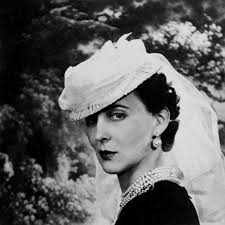 Since 1942, the title has been held by prince edward (born 1935), queen elizabeth ii's cousin. Royals Aristocrats Princess Marina Duchess Of Kent Photographed By