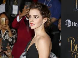 She pulled out her most arresting look yet for the chinese premiere of the film in shanghai. 10 Emma Watson Hairstyles Ranked From Worst To Best Fame10