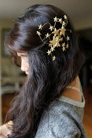 Time seems to move faster in december, and with so many dinners. 20 Christmas Hairstyles To Rock This Holiday Season