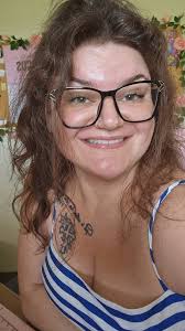 2/16 Aquarius ♒️ any birthday twins?