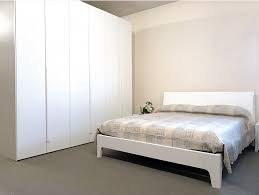 Giroletto in legno rivestito in finto cuoio. Camere Da Letto Sconti Online 40 50 60