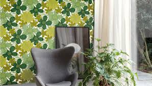 ✓ free download ✓ high quality be inspired by the beauty of nature with this gorgeous collection of flower wallpapers and images. Flower Wallpaper With Large Daisies Various Colors