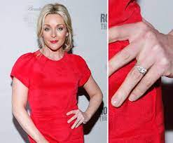 Blake Lively Jane Krakowski Celebrity Engagement Rings Celebrities