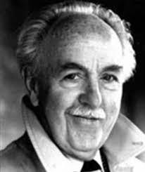 Derek Benfield's Instagram, Twitter & Facebook