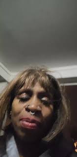 it's snowing in Memphis