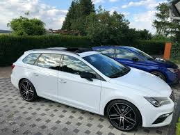This is what it sounds like, these are its taillights. Der Seat Leon St Cupra 300 4drive Ist Da Thilo S Mt Blog