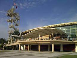 Kelab tasik putrajaya (lake club). Putrajaya Lake Club Nazley S Pix Blog