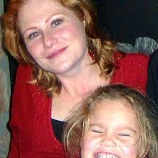 Jennifer Checo's Instagram, Twitter & Facebook