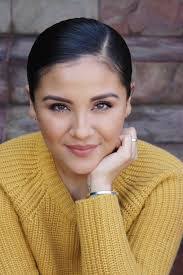 Anni Gonzalez's Instagram, Twitter & Facebook