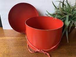 Vintage Hat Box Red Small Hat Storage Closet Organization Etsy Vintage Hat Boxes Hat Storage Storage Closet Organization