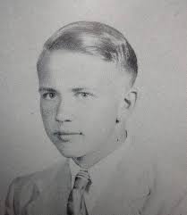 Who are the individuals in the BIGBANGS photo?