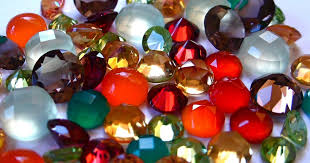 La cea mai mică supărare. Afla Care Este Piatra Lunii In Care Te Ai Nascut Uite Ce Semnificatii Are Aceasta Pentru Tine Kfetele