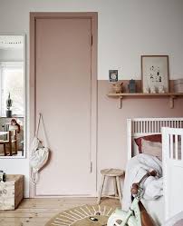 Calculer la quantité de peinture nécessaire. Une Deco Rose Dans La Chambre De Bebe Shake My Blog