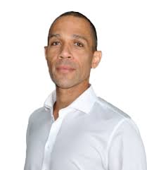 Lance Shaw's Instagram, Twitter & Facebook