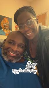 With my beautiful bestie Lashonda Scott. Yep, she beat my face.... The best  to ever do it. 💕