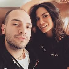 Demet özdemir, oğuzhan koç'u 4 eylül 2019'da harbiye açıkhava sahnesi'nde verdiği ilk konserde de yalnız bırakmadı. Demet Ozdemir Ve Sevgilisi Tesettur Giyim