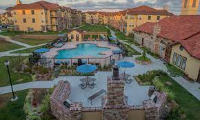 A 2 bedroom apartments averages $1,644 and ranges from $535 to $2,482. Wichita Apartments Townhomes For Rent Portofino Apartments