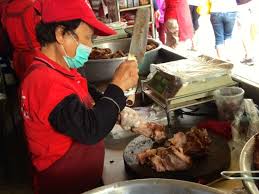 Bouncy pork hock with addictive garlicky sauce make it so satisfying to eat! æµ·é´»é£¯åº— è¬å·'è±¬è…³ Picture Of Haihong Restaurant Wanluan Tripadvisor